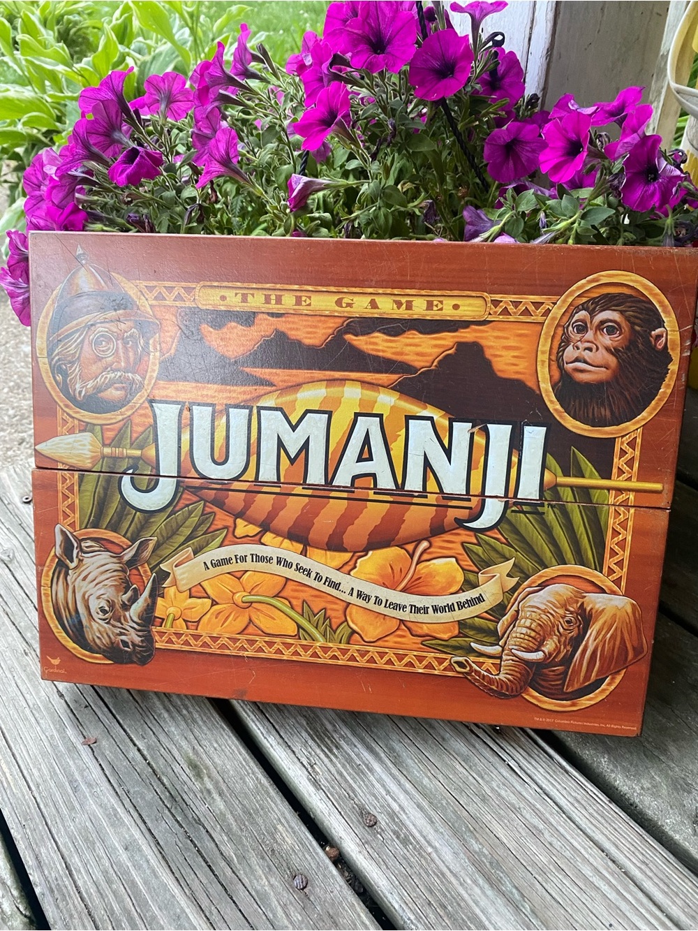 ✨JUMANJI- Wooden Game Box Iconic Movie Decor Collector’s Display/ AA+ condition